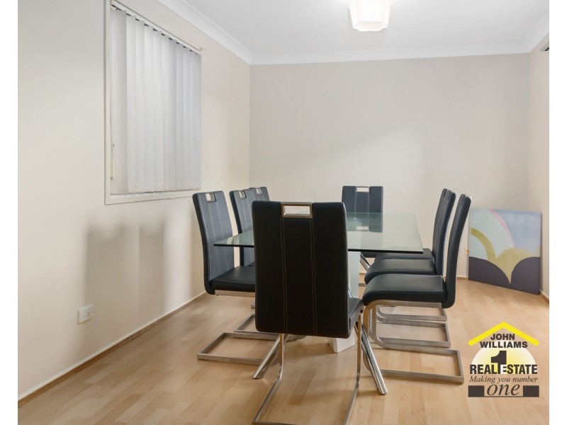 52 Minnamurra Circuit, Prestons NSW 2170