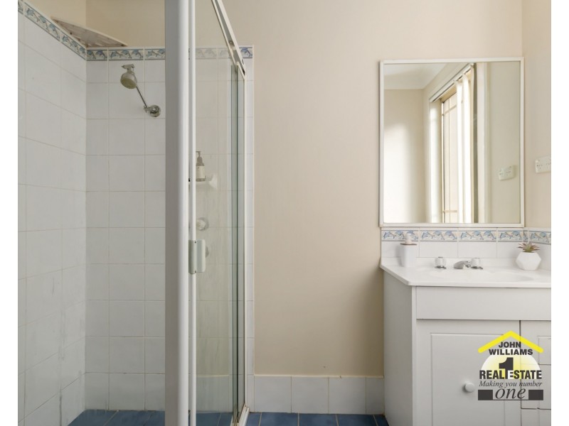 52 Minnamurra Circuit, Prestons NSW 2170