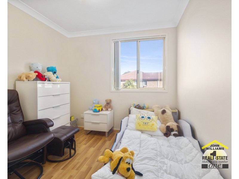 52 Minnamurra Circuit, Prestons NSW 2170