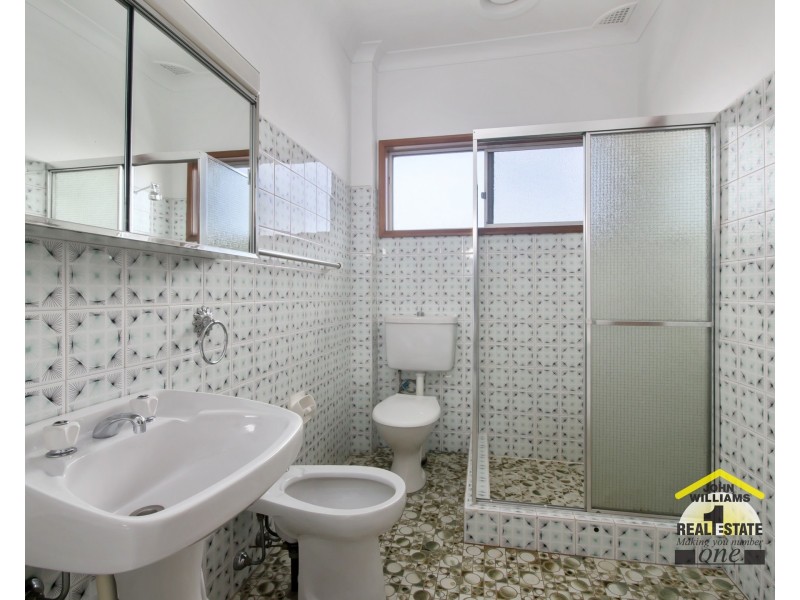 28 Silverwater Crescent, Lansvale NSW 2166