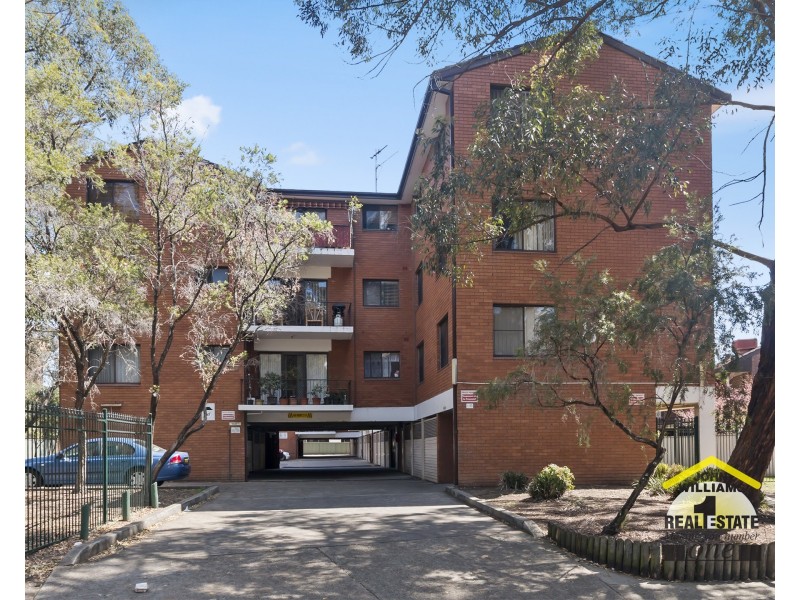 4/8 Beale Street, Liverpool NSW 2170