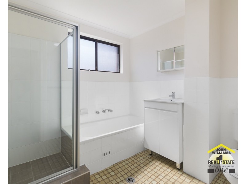 4/8 Beale Street, Liverpool NSW 2170