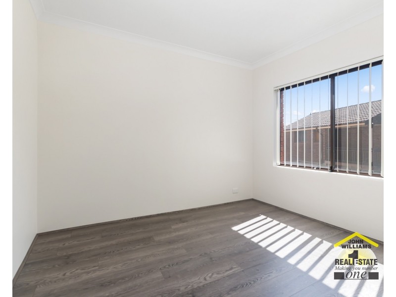 4/8 Beale Street, Liverpool NSW 2170