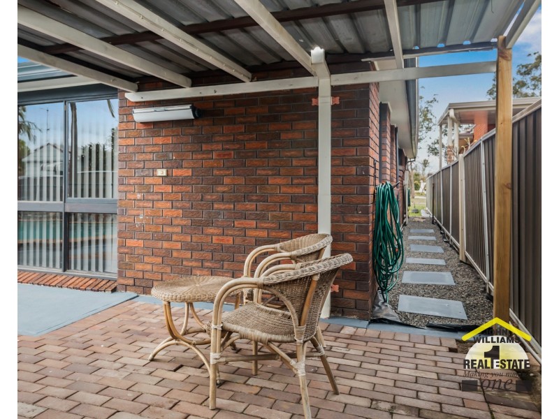 11 Joseph Street, Chipping Norton NSW 2170