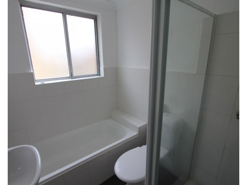 8/28 Nagle Street, Liverpool NSW 2170