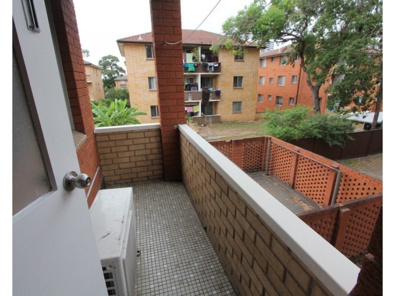 8/28 Nagle Street, Liverpool NSW 2170