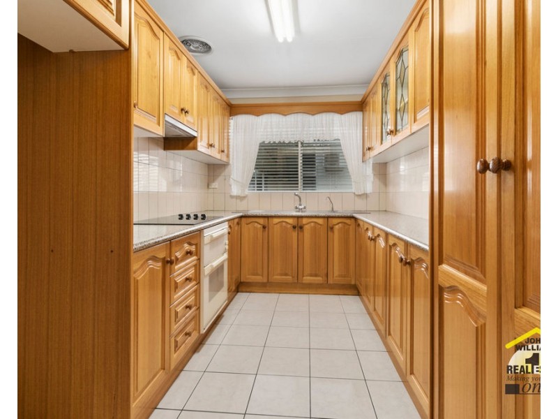 112 Hill Road, Lurnea NSW 2170