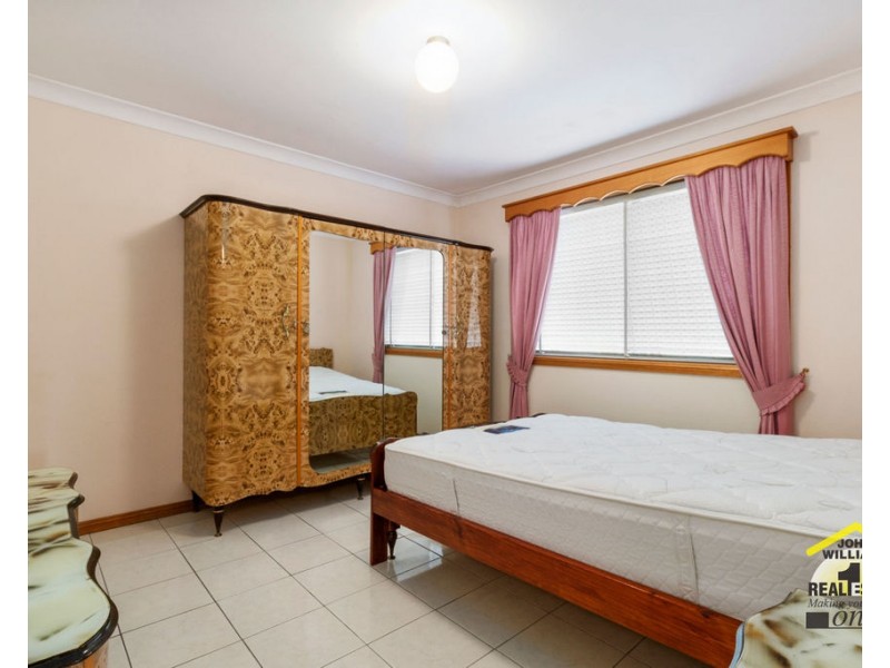 112 Hill Road, Lurnea NSW 2170