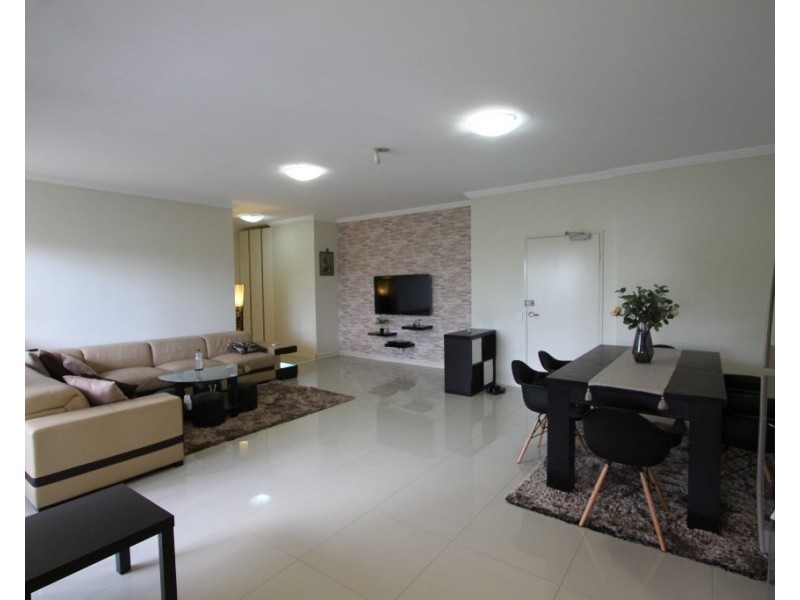 25/24 Lachlan Street, Liverpool NSW 2170