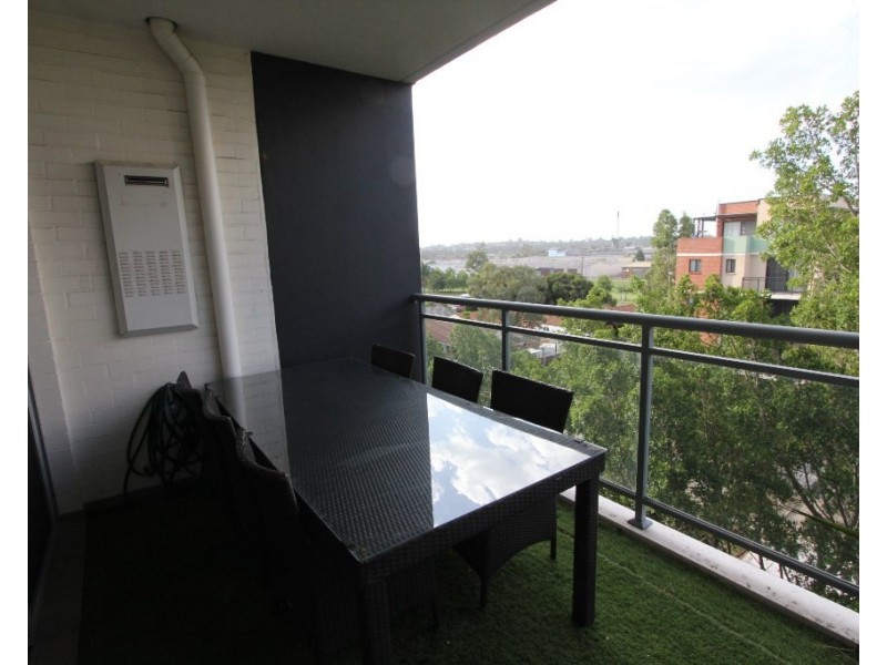 25/24 Lachlan Street, Liverpool NSW 2170