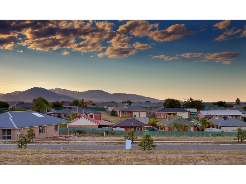 1 SILKY OAK ESTATE, Wodonga VIC 3690