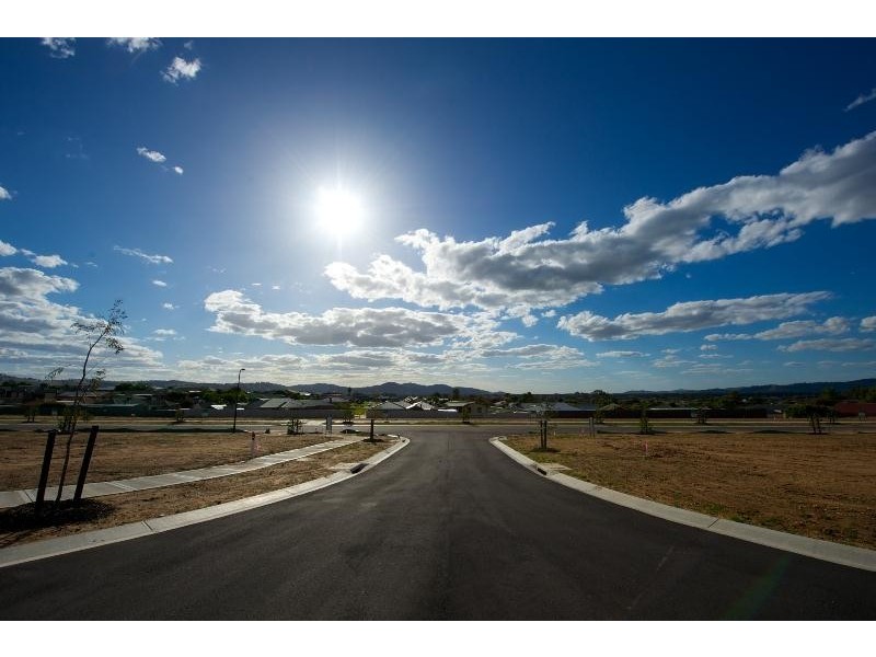 1 SILKY OAK ESTATE, Wodonga VIC 3690