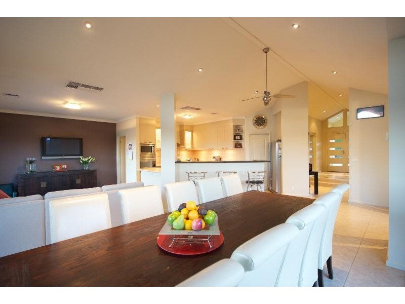 39 FIRESTONE WAY, Wodonga VIC 3690