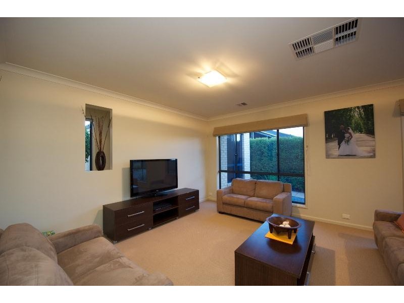 39 FIRESTONE WAY, Wodonga VIC 3690