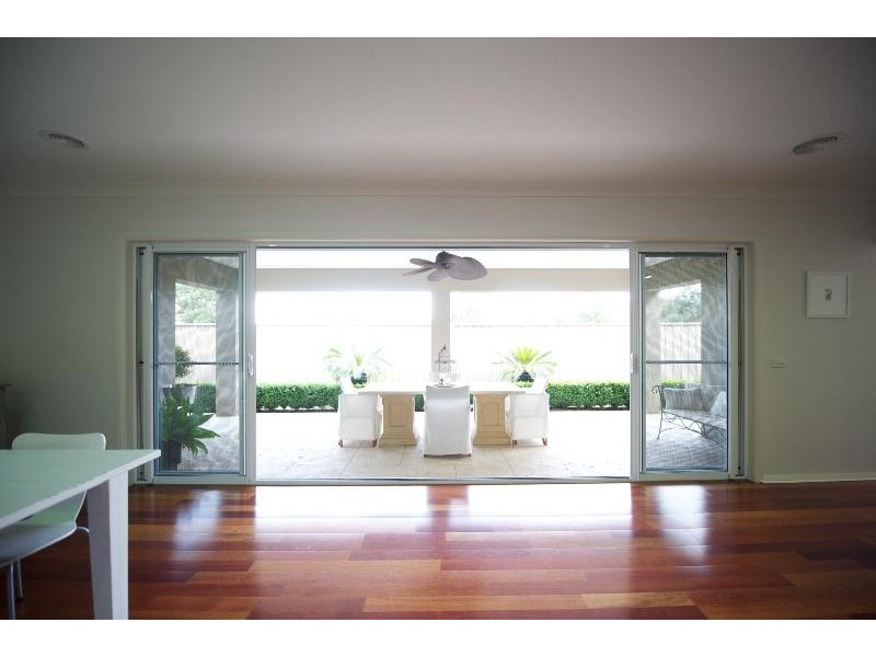 10 PAPERBARK COURT, Thurgoona NSW 2640