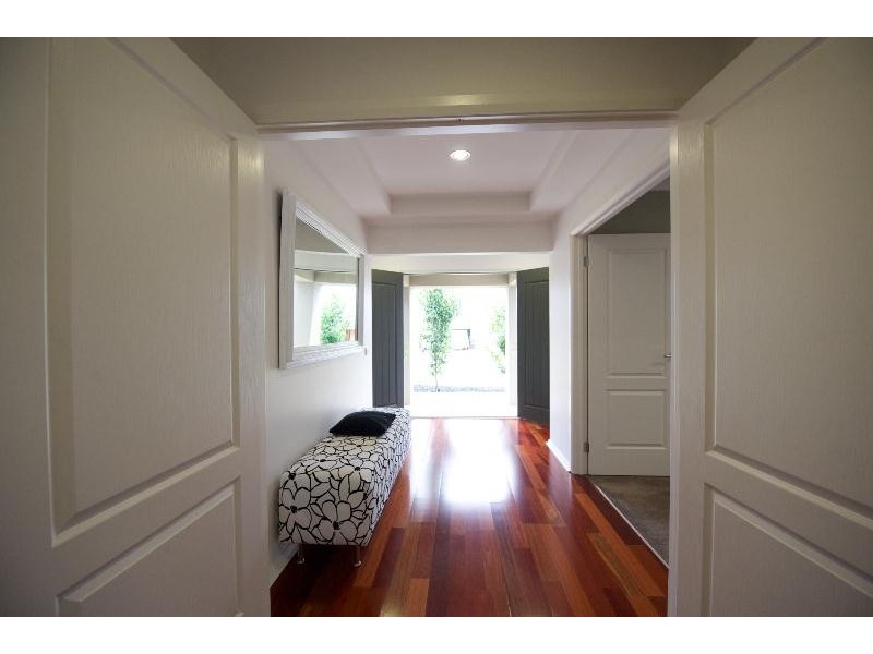 10 PAPERBARK COURT, Thurgoona NSW 2640