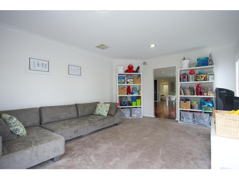 10 PAPERBARK COURT, Thurgoona NSW 2640