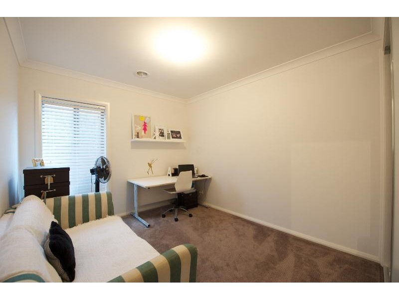 10 PAPERBARK COURT, Thurgoona NSW 2640