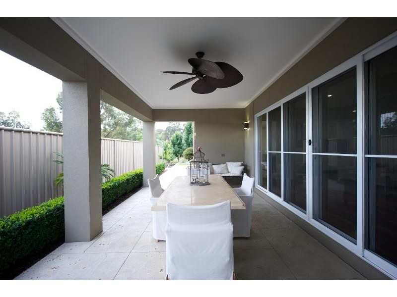 10 PAPERBARK COURT, Thurgoona NSW 2640