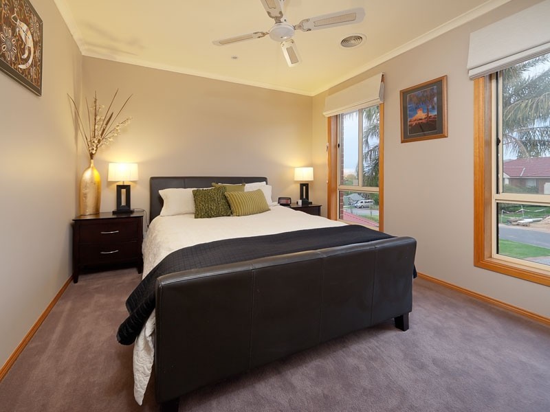 18 PARK LANE, Wodonga VIC 3690