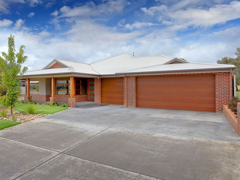 45 GOLFLINKS AVENUE, Wodonga VIC 3690