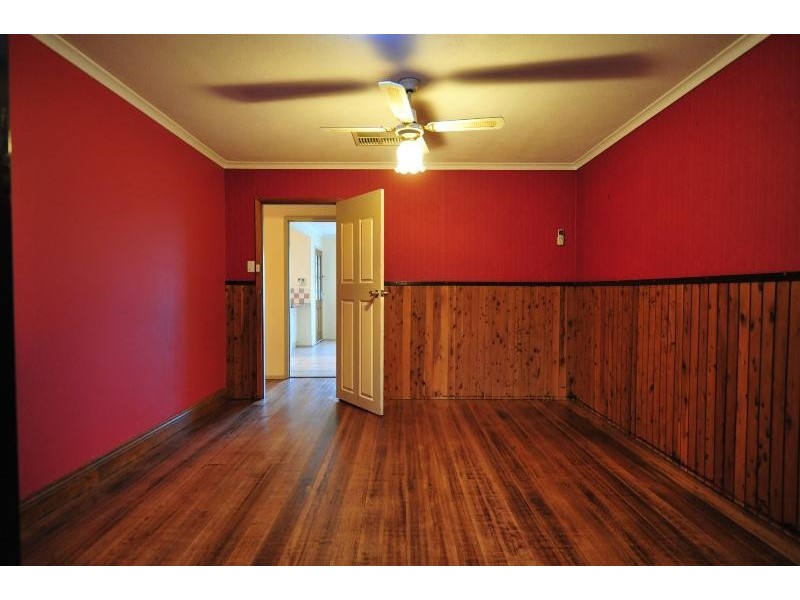 1 WARSAW CRESCENT, Wodonga VIC 3690