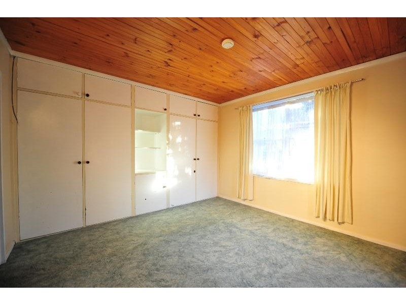 1 WARSAW CRESCENT, Wodonga VIC 3690