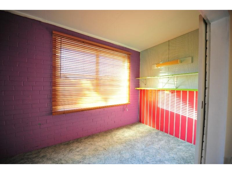 1 WARSAW CRESCENT, Wodonga VIC 3690