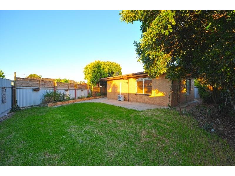 1 WARSAW CRESCENT, Wodonga VIC 3690