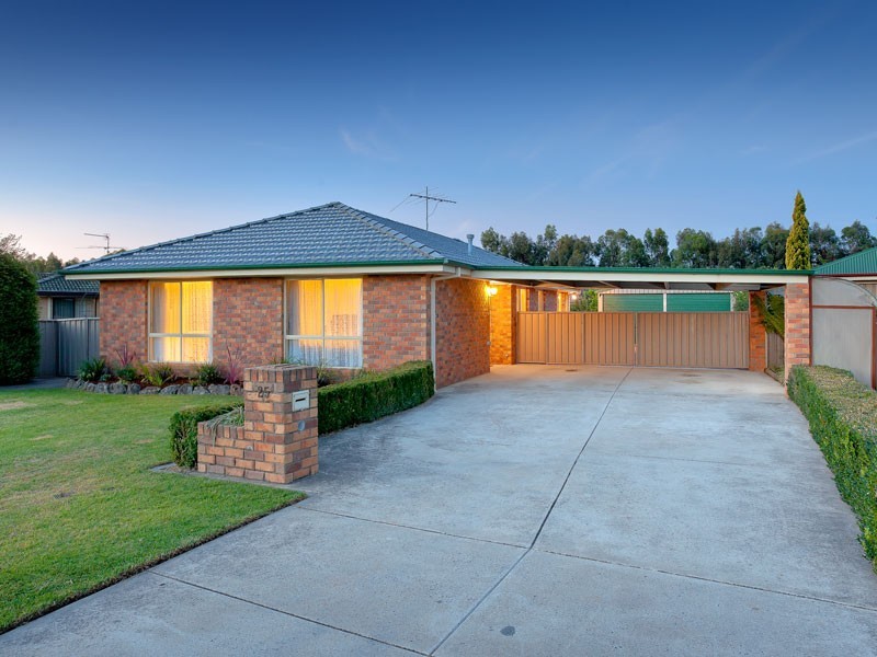 25 BIRDIE STREET, Wodonga VIC 3690