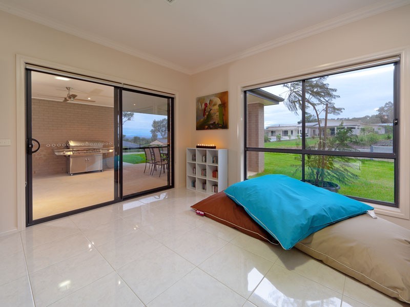 21 LAMBOURN DRIVE, Wodonga VIC 3690