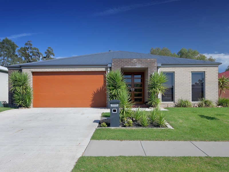 34 GOLFLINKS AVENUE, Wodonga VIC 3690
