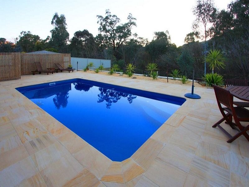 34 GOLFLINKS AVENUE, Wodonga VIC 3690