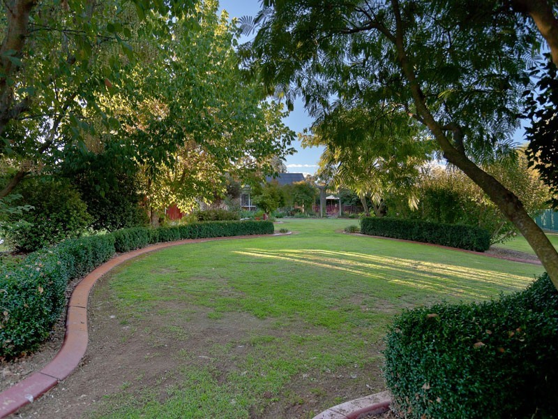 73 HUON CREEK ROAD, Wodonga VIC 3690