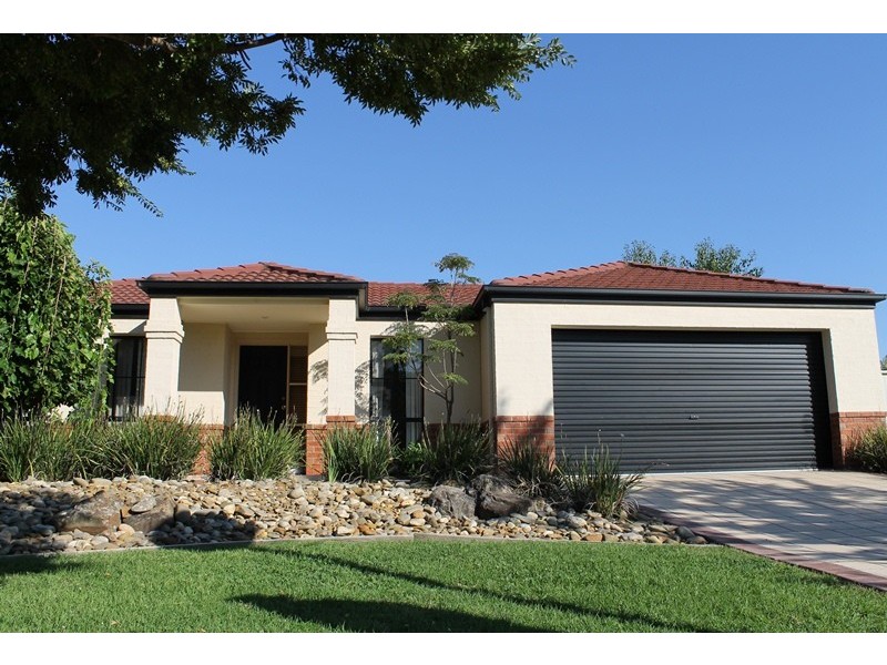 26 DALTON AVENUE, Wodonga VIC 3690