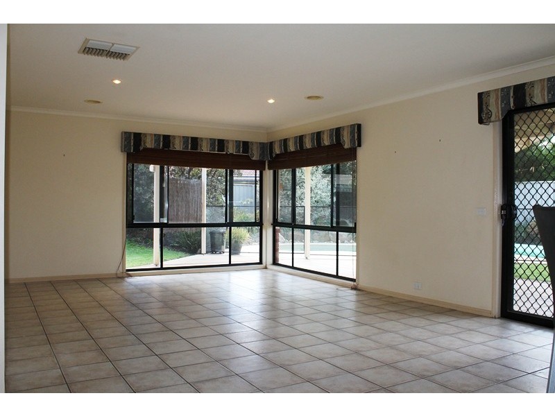 26 DALTON AVENUE, Wodonga VIC 3690