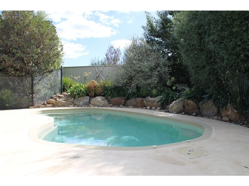 26 DALTON AVENUE, Wodonga VIC 3690