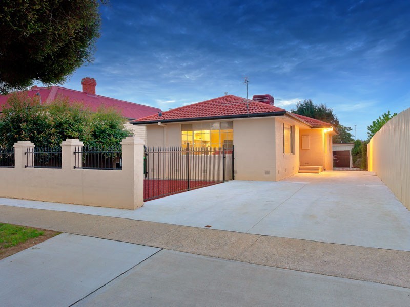 138 LAWRENCE STREET, Wodonga VIC 3690