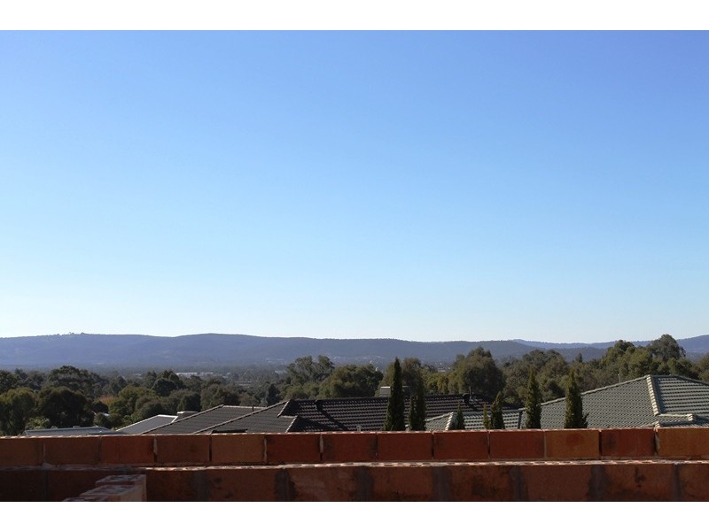 6 LATROBE COURT, Wodonga VIC 3690