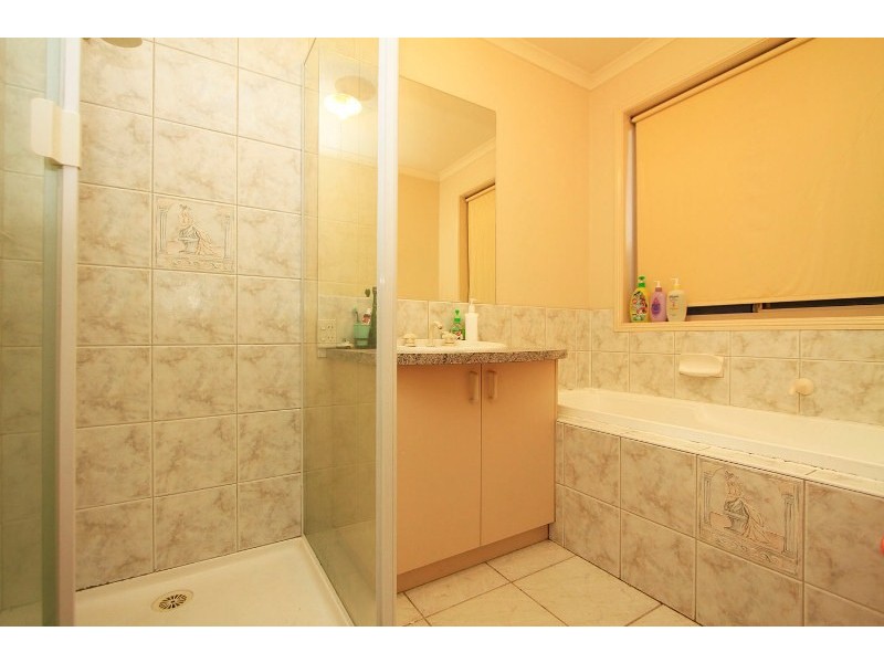 382 LAWRENCE STREET, Wodonga VIC 3690