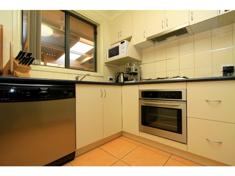 30 HICKORY STREET, Thurgoona NSW 2640