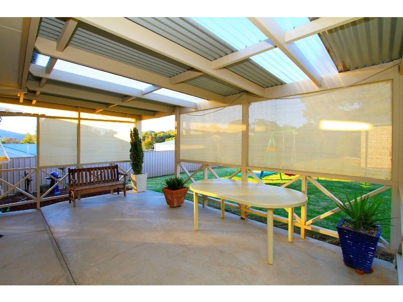 30 HICKORY STREET, Thurgoona NSW 2640