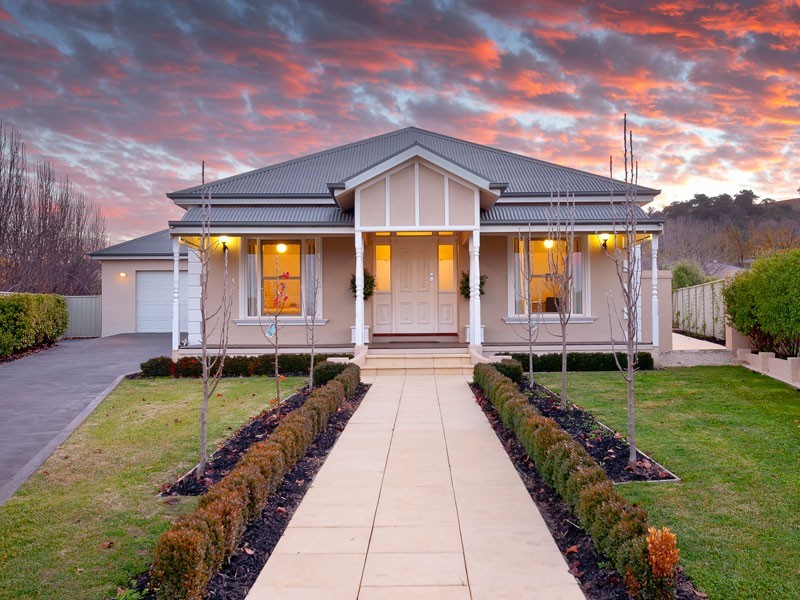 3 KELLE COURT, Wodonga VIC 3690