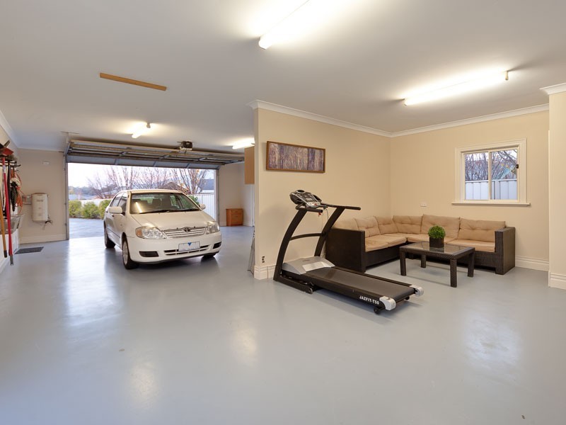 3 KELLE COURT, Wodonga VIC 3690