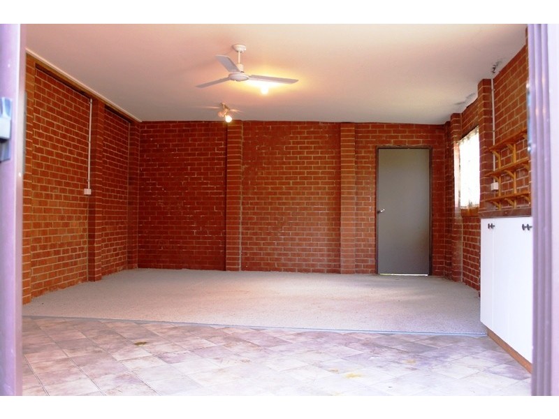 1 ELLISON COURT, Wodonga VIC 3690