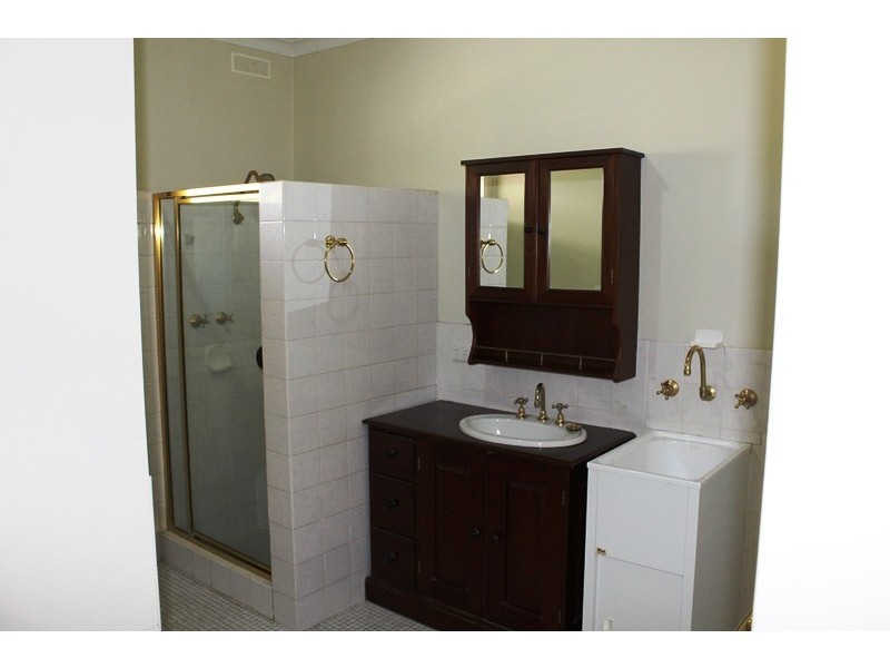 1/239 BEECHWORTH ROAD, Wodonga VIC 3690