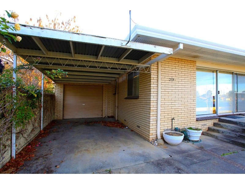 1/239 BEECHWORTH ROAD, Wodonga VIC 3690