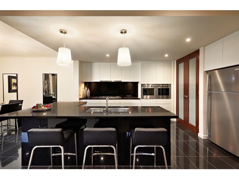 14 VICTORIA CROSS PARADE, Wodonga VIC 3690