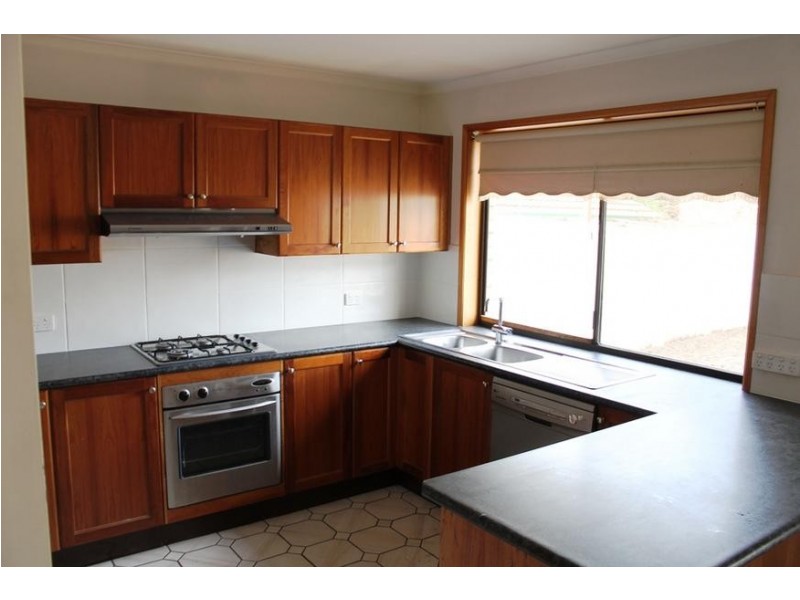 31 McFarland Road, Wodonga VIC 3690