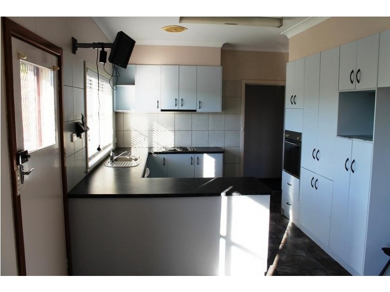 366 Sioux Court, Albury NSW 2640